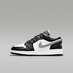 Air Jordan 1 Low Big Kids' Shoes. Nike JP